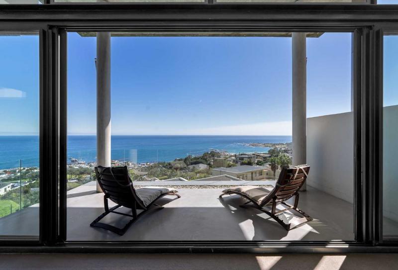 3 Bedroom Property for Sale in Camps Bay Western Cape